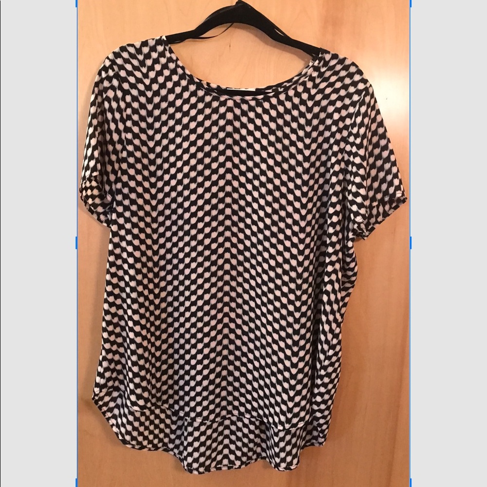 Geometric Pattern Short Sleeve Blouse